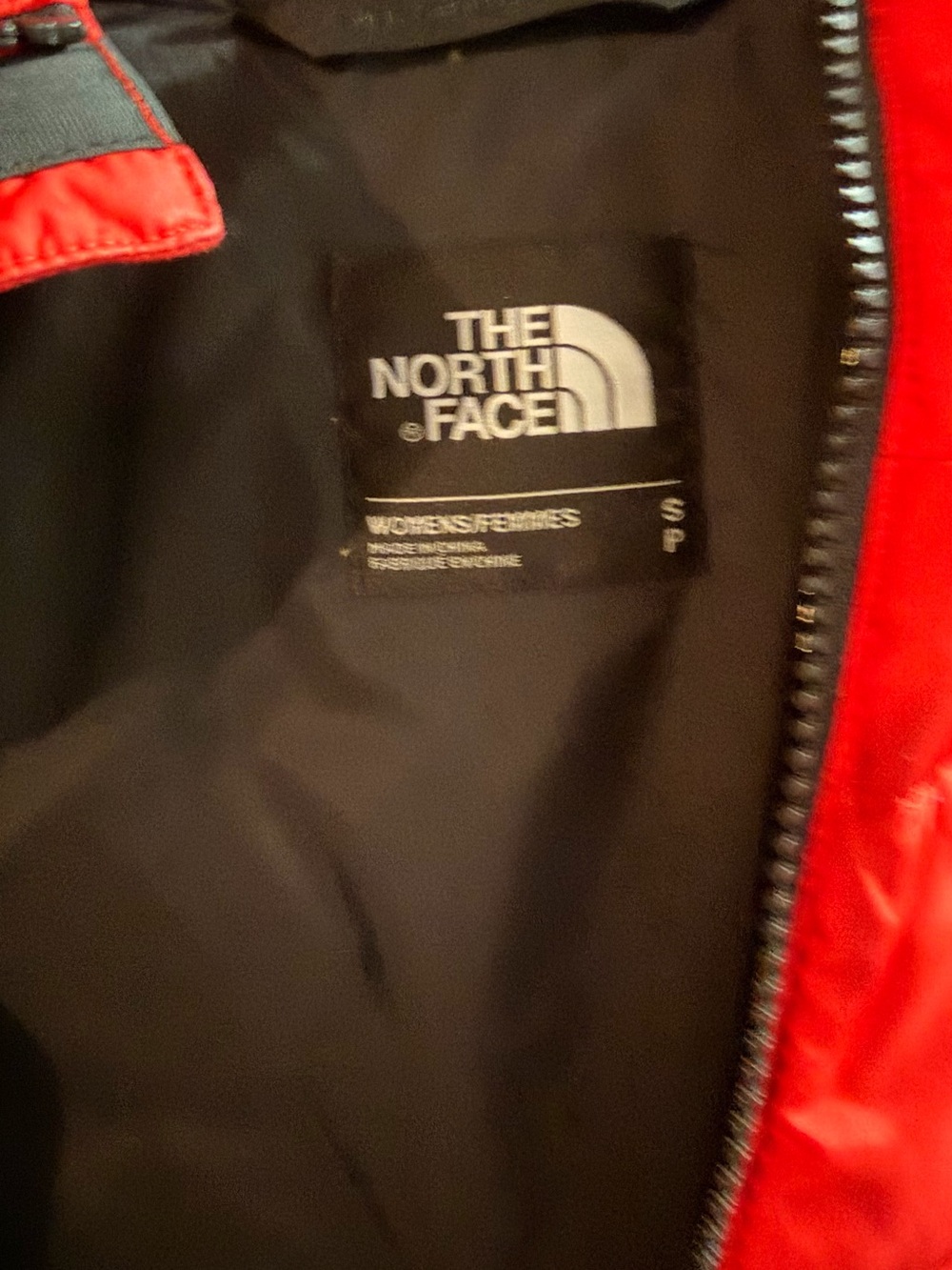 The North Face Women's Red Quilted Packable Puffer Coat - Picture 4 of 4